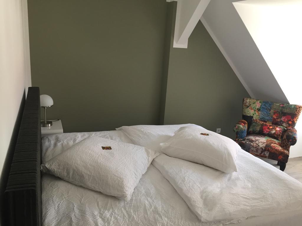 Elbsandstein Apartments Meißen Zimmer foto
